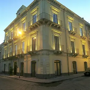 *** Hotel La Italia